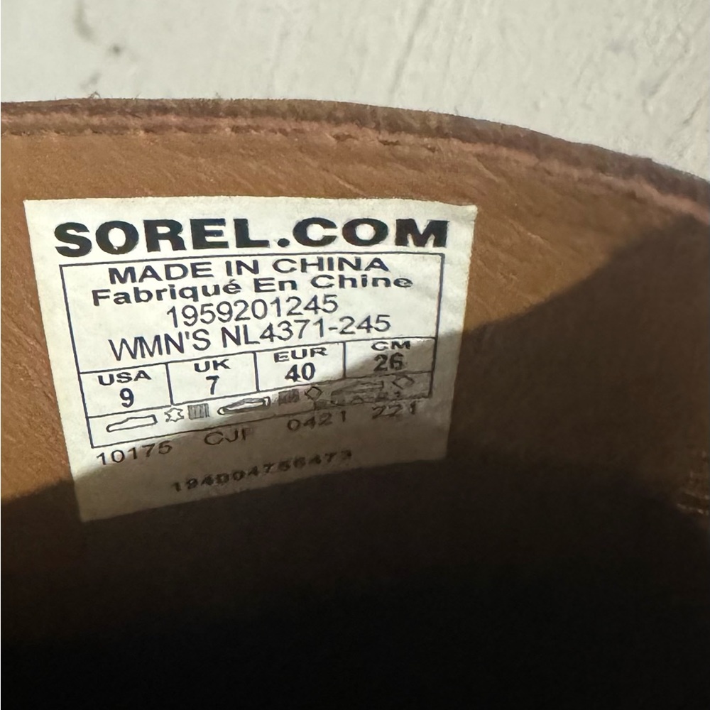 Sorel Brown Ankle Boots - Picture 7 of 12